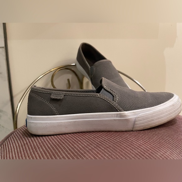 Keds Shoes - KEDS SZ 6